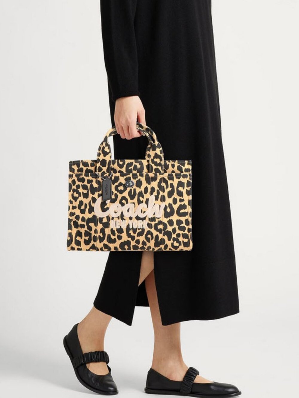COACH CP770 Cargo Tote with Leopard Print Medium Canvas